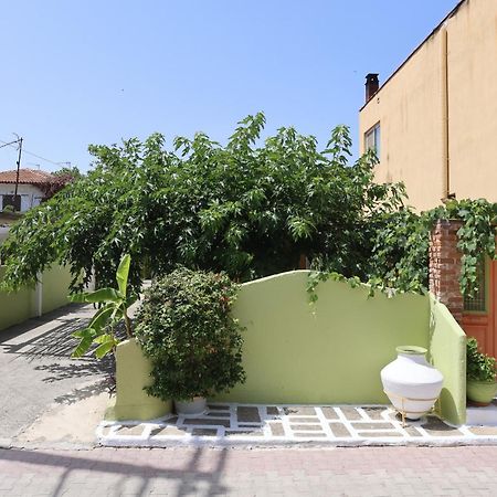 Madlen Apartments Nea Skioni Exterior foto