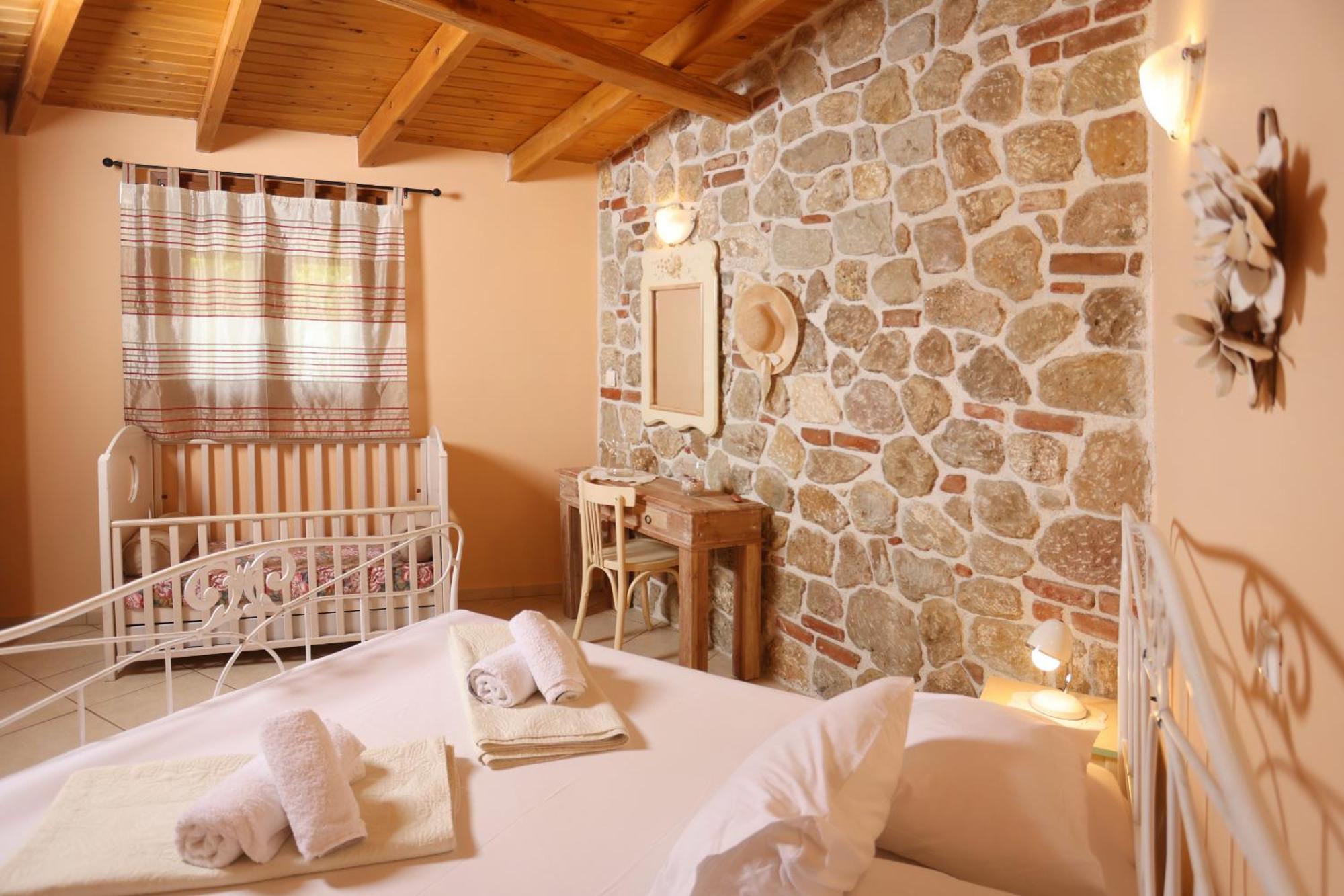 Madlen Apartments Nea Skioni Exterior foto